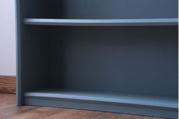 アンティーク家具　アンティークペイント　ブルーグレーカラーのシンプルな本棚(飾り棚)