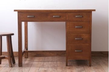 レトロ家具　昭和レトロ　古いナラ材製のシンプルなアンティーク片袖机