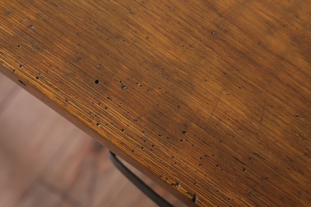 レトロ家具　昭和レトロ　古いナラ材製のシンプルなアンティーク片袖机