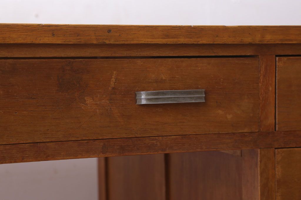 レトロ家具　昭和レトロ　古いナラ材製のシンプルなアンティーク片袖机