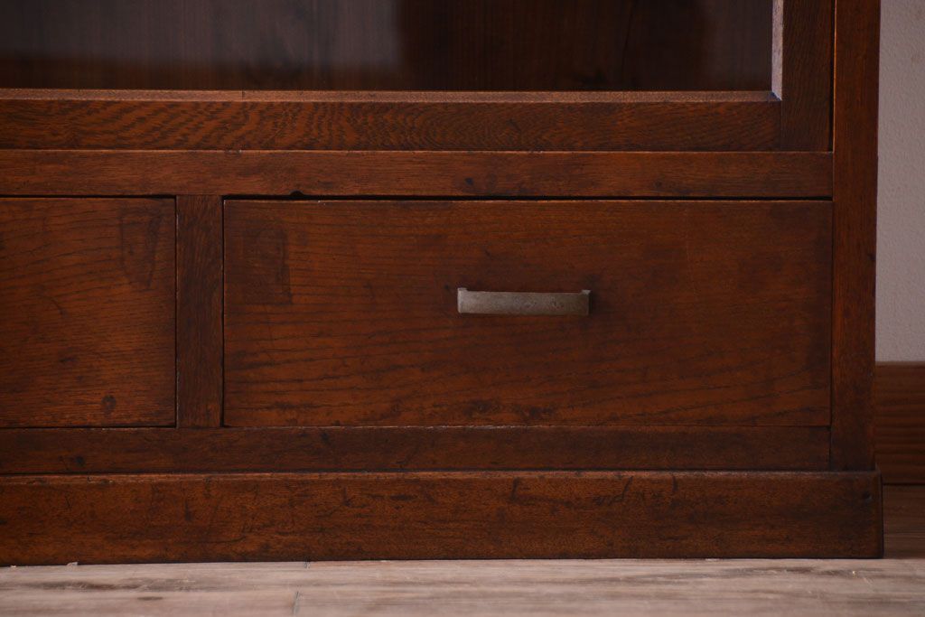 レトロ家具　昭和レトロ　和製アンティークの二段重ね収納棚