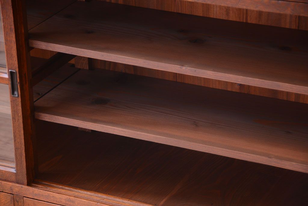 レトロ家具　昭和レトロ　和製アンティークの二段重ね収納棚