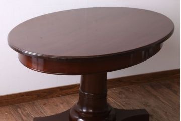 アンティーク家具　イギリスアンティーク　ウォールナット材のダイニングテーブル(オーバルテーブル)