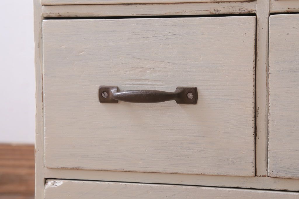 アンティーク家具　和製アンティーク　アンティークホワイトペイントの小引き出し