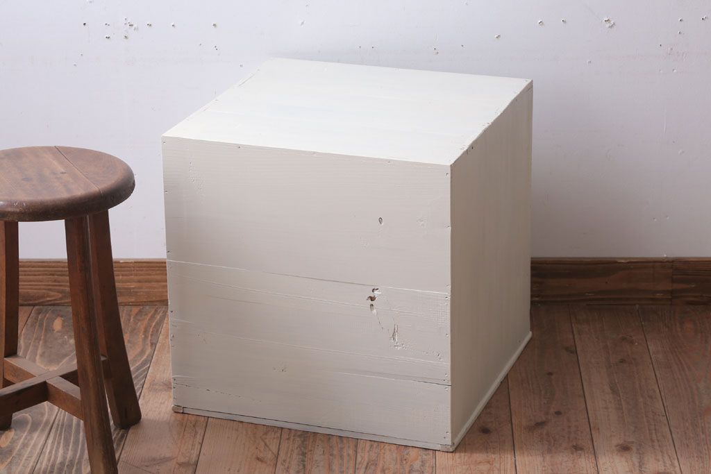 アンティーク家具　和製アンティーク　アンティークホワイトペイントの小引き出し