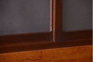 レトロ家具　昭和レトロ　レトロガラス入り!古い木製のアンティークチェスト
