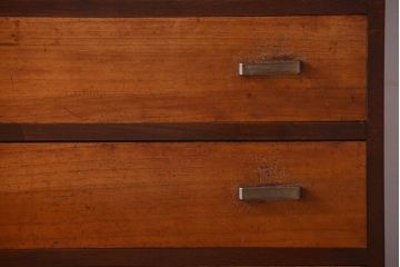 レトロ家具　昭和レトロ　レトロガラス入り!古い木製のアンティークチェスト