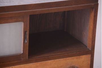 レトロ家具　昭和レトロ　レトロガラス入り!古い木製のアンティークチェスト
