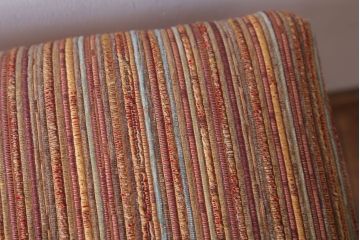 レトロ家具　和製アンティーク　古い木のレトロなクッション座面角スツール(1)