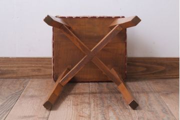 レトロ家具　和製アンティーク　古い木のレトロなクッション座面角スツール(1)