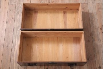 アンティーク家具　和製アンティーク　シンプルな丸金具の時代箪笥ローボード