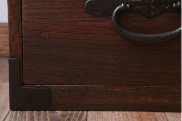 アンティーク家具　古民具・骨董　明治〜大正　総桐材!金具が立派な時代箪笥ローボード(衣装箪笥、桐箪笥、桐たんす)(1)