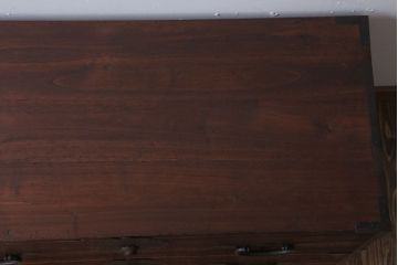 アンティーク家具　古民具・骨董　明治〜大正　総桐材!金具が立派な時代箪笥ローボード(衣装箪笥、桐箪笥、桐たんす)(2)