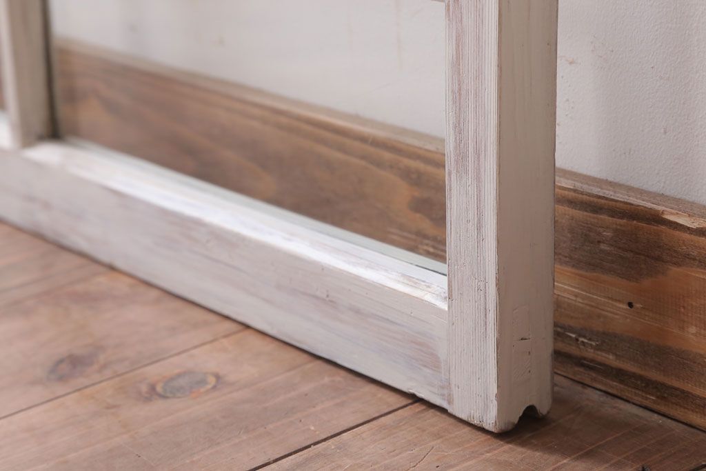 アンティークペイント　おしゃれなガラス小窓(引き戸・ガラス戸)