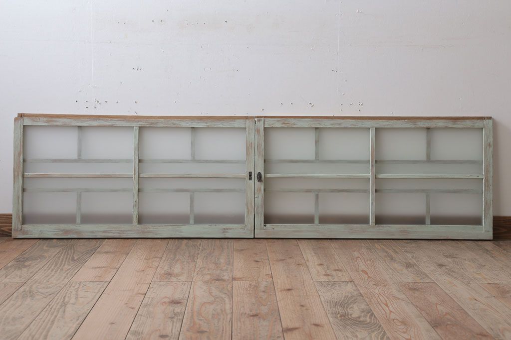 アンティークペイント　レトロでかわいいガラス戸2枚セット(窓)(1)