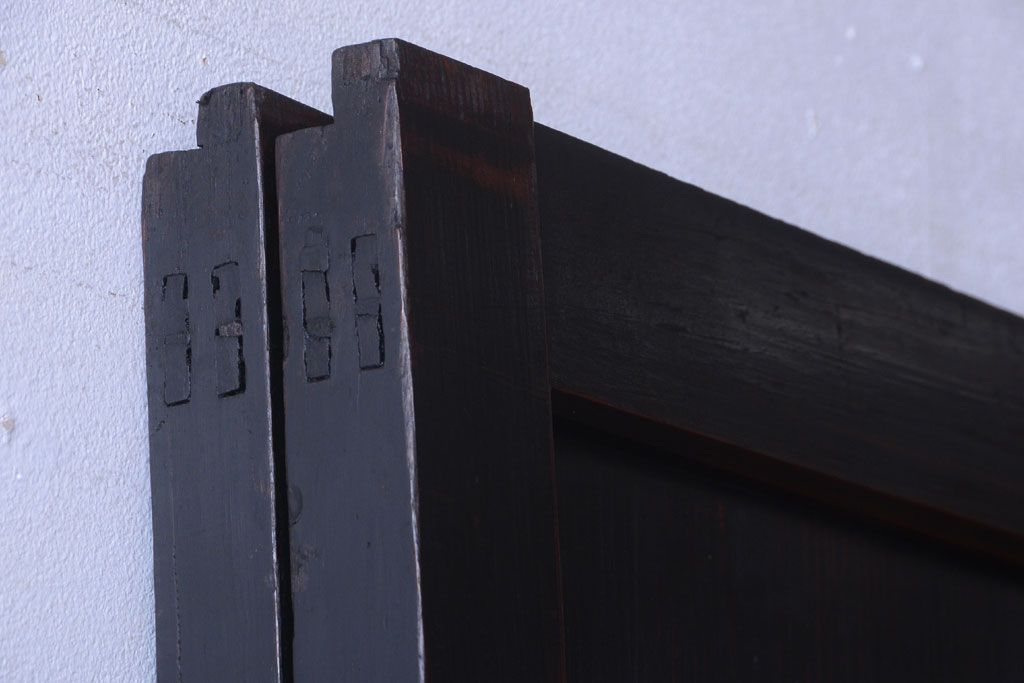 古民具・骨董　古い木味のアンティーク帯戸2枚セット