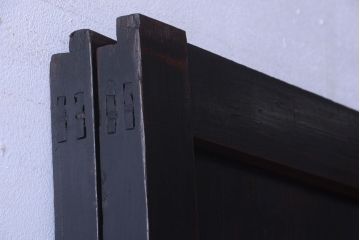 古民具・骨董　古い木味のアンティーク帯戸2枚セット