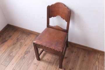 アンティーク家具　フランスアンティーク　本革座面のかわいいダイニングチェア(2)