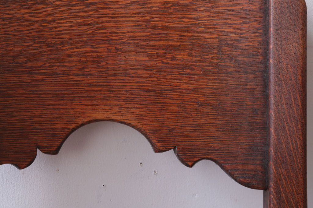 アンティーク家具　フランスアンティーク　本革座面のかわいいダイニングチェア(2)