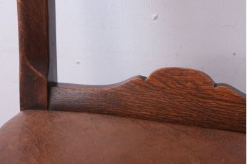 アンティーク家具　フランスアンティーク　本革座面のかわいいダイニングチェア(2)