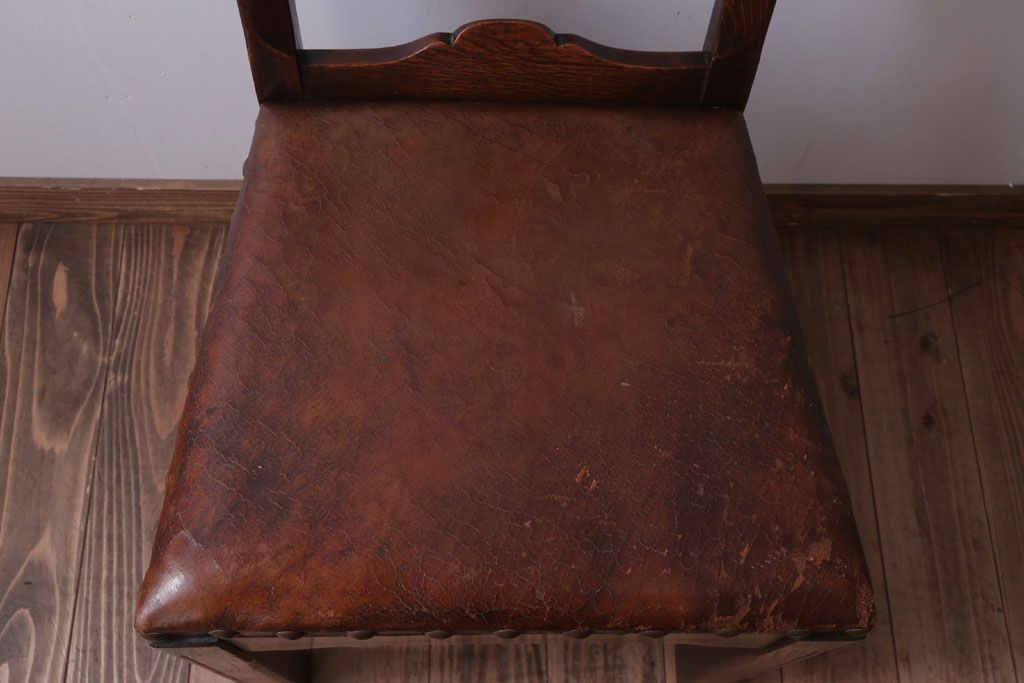 アンティーク家具　フランスアンティーク　本革座面のかわいいダイニングチェア(2)