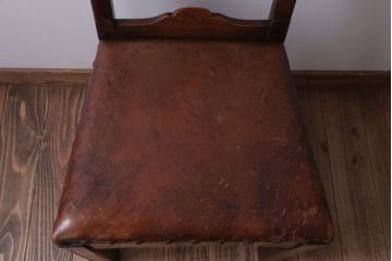 アンティーク家具　フランスアンティーク　本革座面のかわいいダイニングチェア(2)