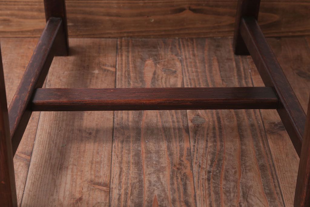 アンティーク家具　フランスアンティーク　本革座面のかわいいダイニングチェア(2)