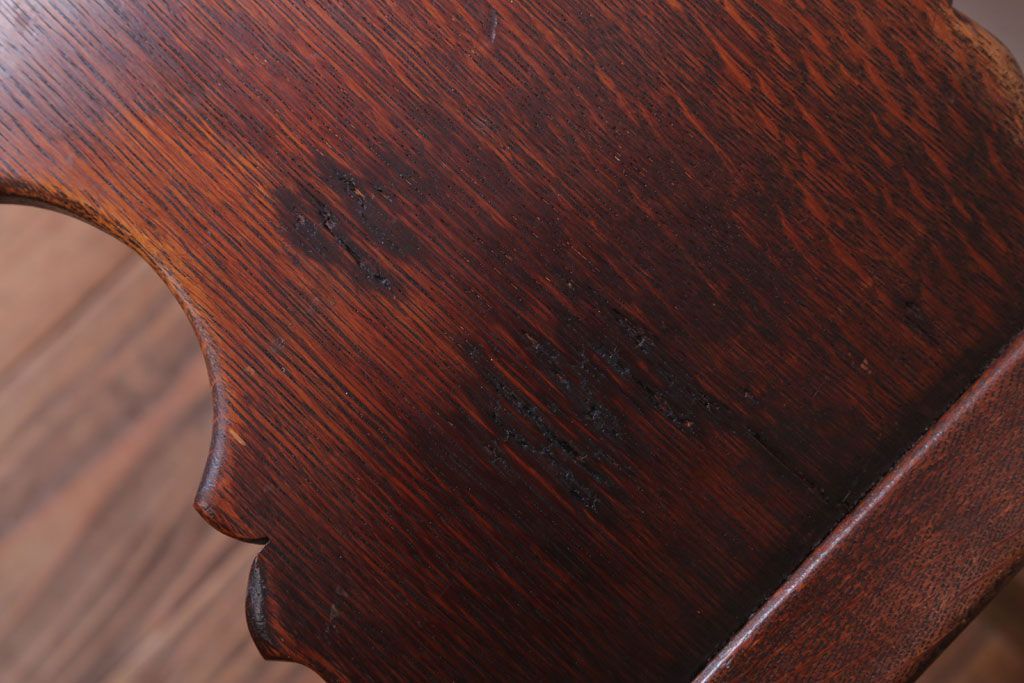 アンティーク家具　フランスアンティーク　本革座面のかわいいダイニングチェア(2)