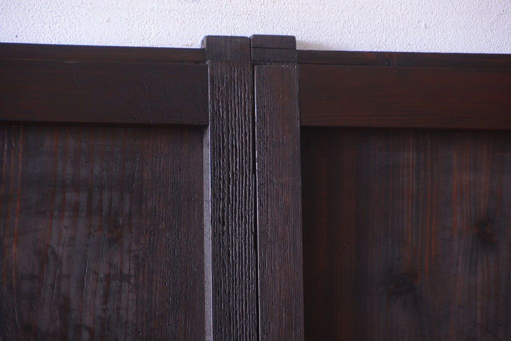 古民具・骨董　古い木製の味わい深いアンティーク板戸2枚セット