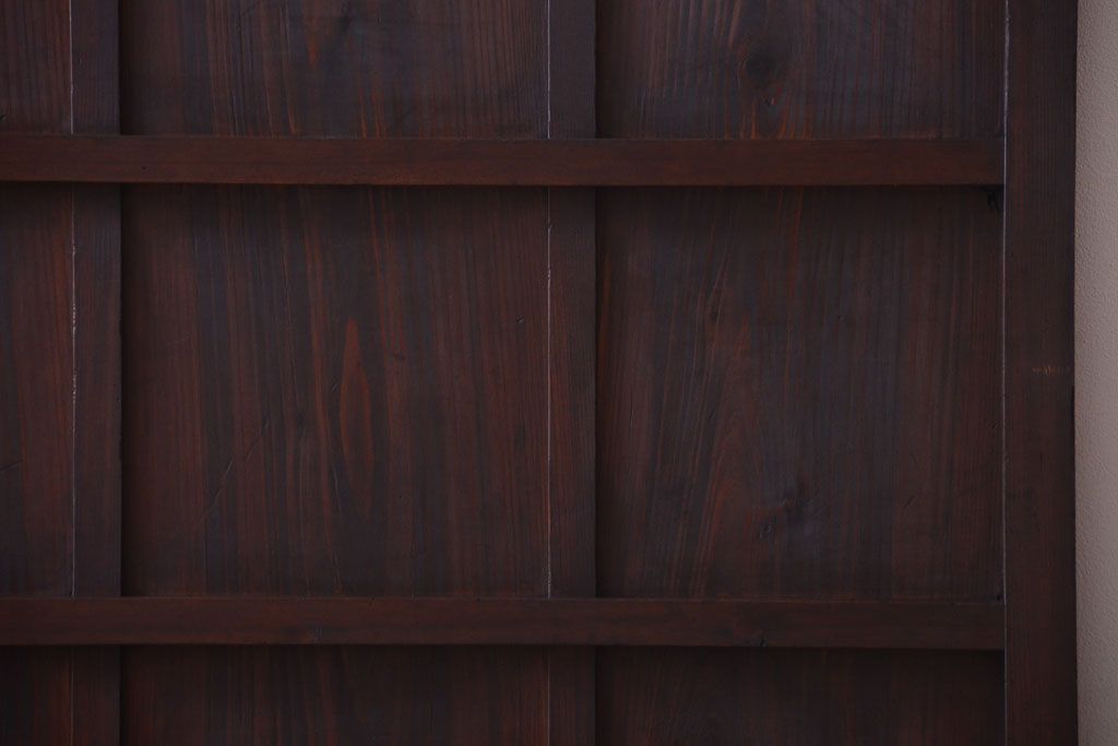 古民具・骨董　古い木製の味わい深いアンティーク板戸2枚セット