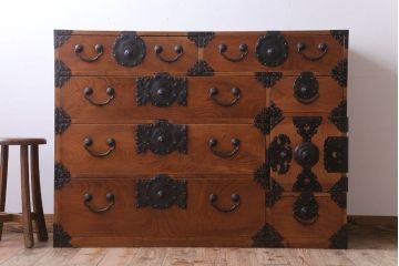 アンティーク家具　古民具・骨董　明治期　前面欅材の仙台姫箪笥(仙台箪笥)