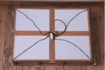 古民具・骨董　黒柿枠のアンティーク天井照明