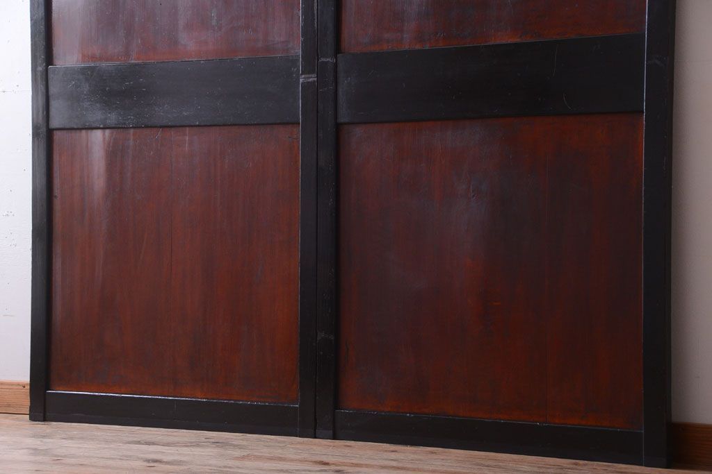 古民具・骨董　古い木味のアンティーク帯戸2枚セット(2)