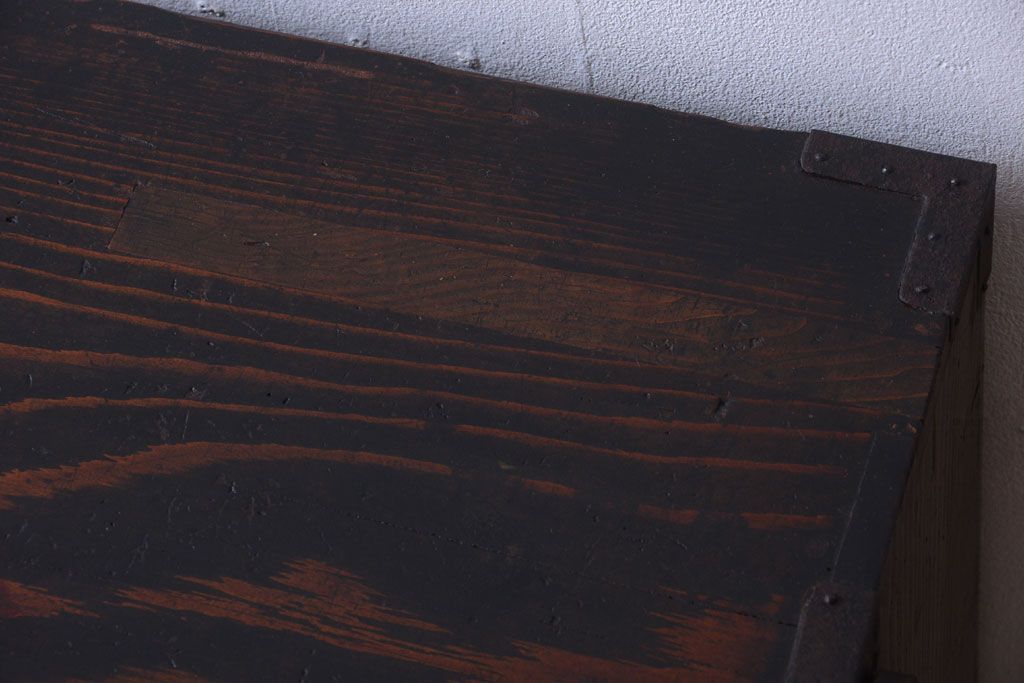 アンティーク家具　古民具・骨董　明治期　上手物!前面欅玉杢材のアンティーク帳場箪笥