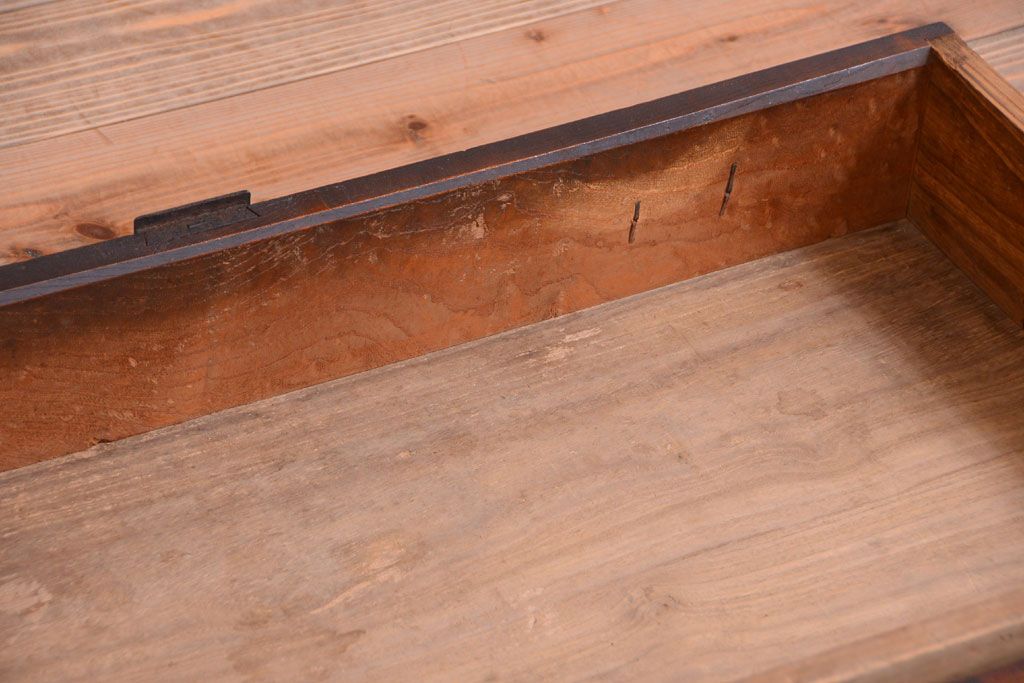 アンティーク家具　古民具・骨董　明治期　上手物!前面欅玉杢材のアンティーク帳場箪笥