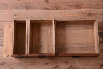 アンティーク家具　古民具・骨董　明治期　上手物!前面欅玉杢材のアンティーク帳場箪笥