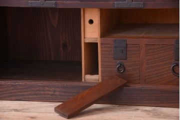 アンティーク家具　古民具・骨董　明治期　上手物!前面欅玉杢材のアンティーク帳場箪笥