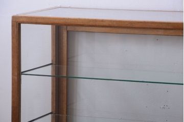レトロ家具　昭和レトロ　古い木製のシンプルなアンティークガラスケース(ショーケース)(1)