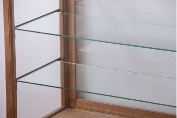 レトロ家具　昭和レトロ　古い木製のシンプルなアンティークガラスケース(ショーケース)(1)