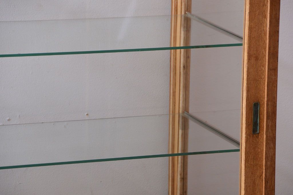 レトロ家具　昭和レトロ　古い木製のシンプルなアンティークガラスケース(ショーケース)(2)