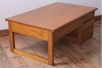 レトロ家具　昭和レトロ　明るい木味のアンティーク文机