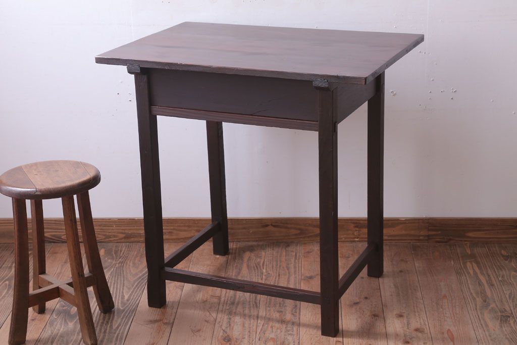 アンティーク家具　和製アンティーク　古い木製のシンプルな引き出し付き平机(デスク・テーブル)