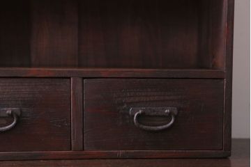 アンティーク家具　古民具・骨董　引き出し2杯付き!小ぶりな飾り棚(収納棚)