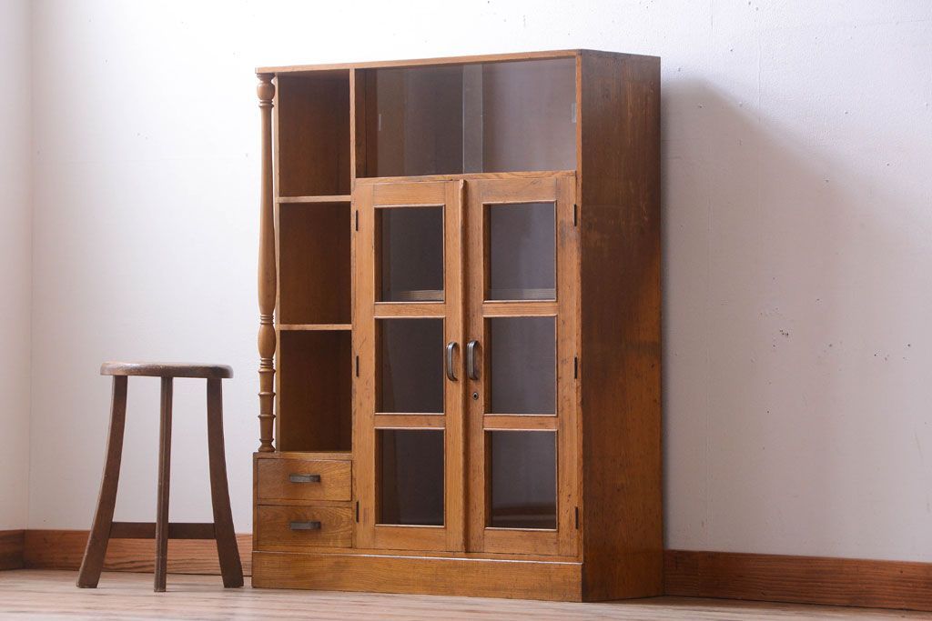 レトロ家具　昭和レトロ　引き出し・飾り棚・戸棚付き!アンティーク本箱