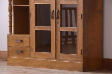 レトロ家具　昭和レトロ　引き出し・飾り棚・戸棚付き!アンティーク本箱