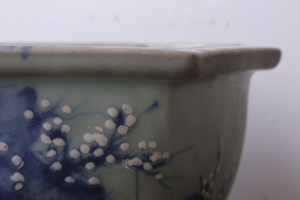 アンティーク雑貨　古民具・骨董　梅の図　青磁植木鉢　六角型(1)
