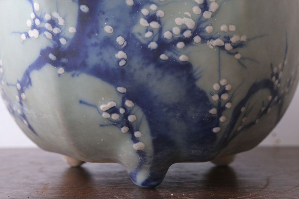 アンティーク雑貨　古民具・骨董　梅の図　青磁植木鉢　六角型(1)