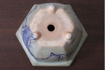 アンティーク雑貨　古民具・骨董　梅の図　青磁植木鉢　六角型(1)