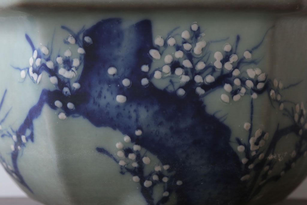 アンティーク雑貨　古民具・骨董　梅の図　青磁植木鉢　六角型(2)