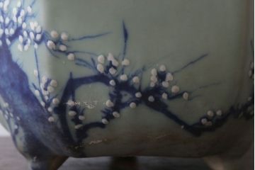 アンティーク雑貨　古民具・骨董　梅の図　青磁植木鉢　六角型(2)